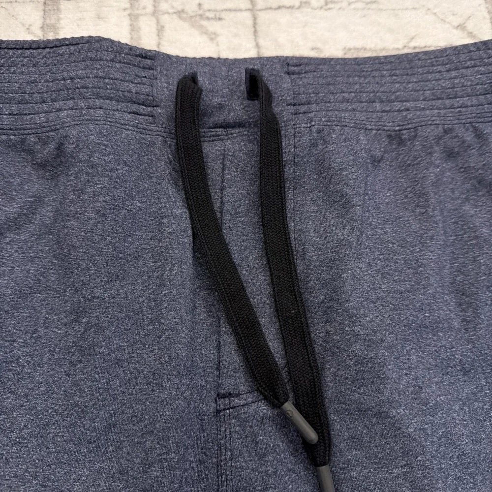 Lululemon Mens‎ Training Sweat Shorts XXL Gray Black Drawstring Athletic Gym